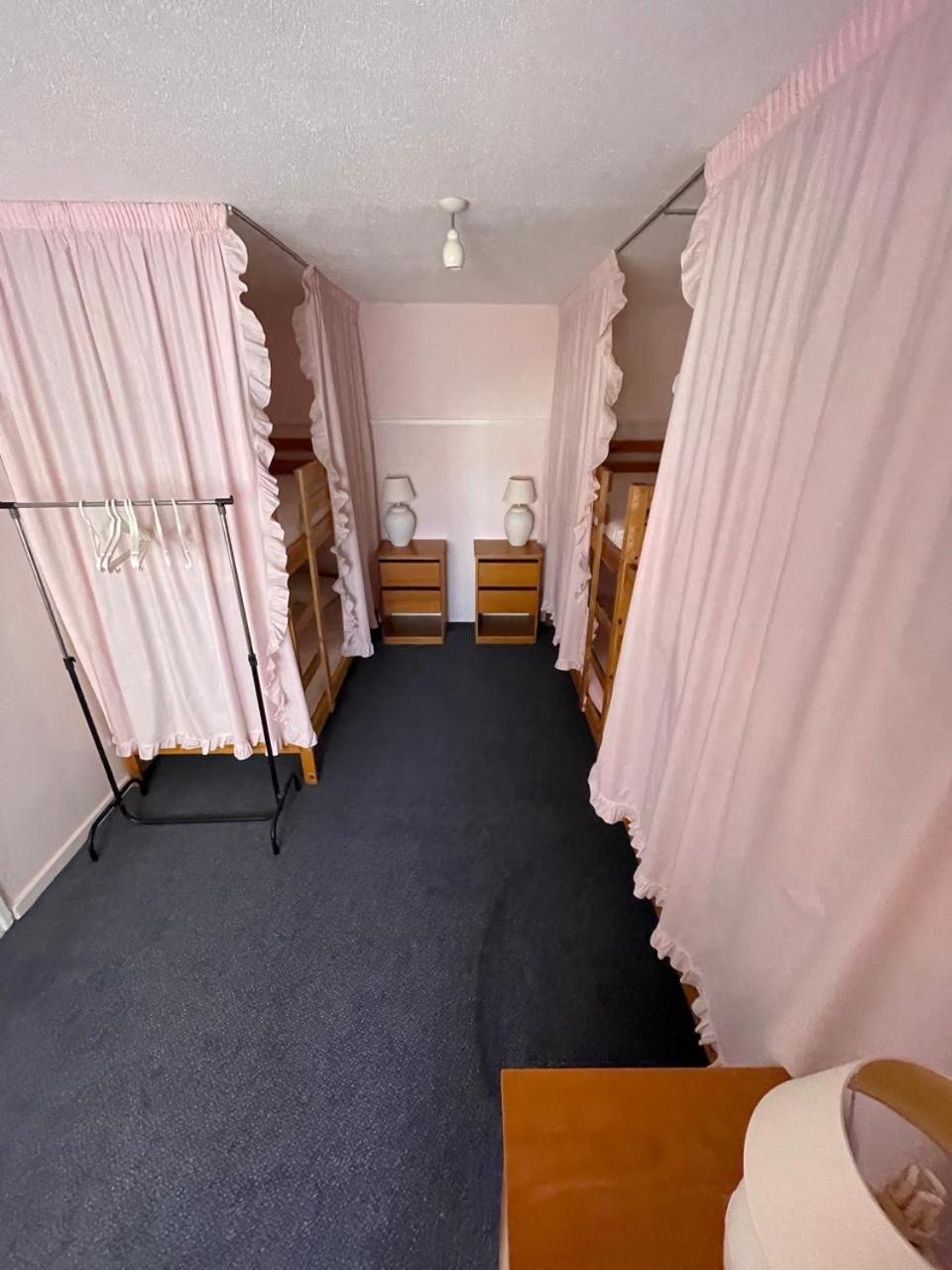 Premium Hostel Marina Paphos ภายนอก รูปภาพ