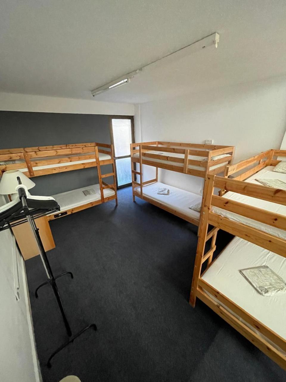 Premium Hostel Marina Paphos ภายนอก รูปภาพ