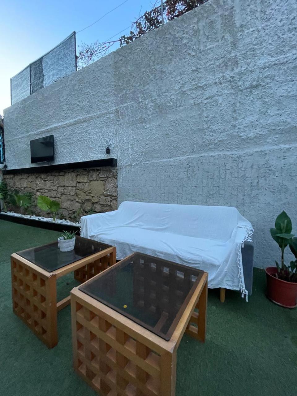 Premium Hostel Marina Paphos ภายนอก รูปภาพ