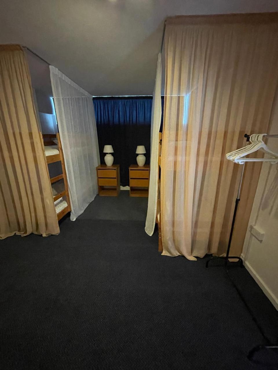 Premium Hostel Marina Paphos ภายนอก รูปภาพ